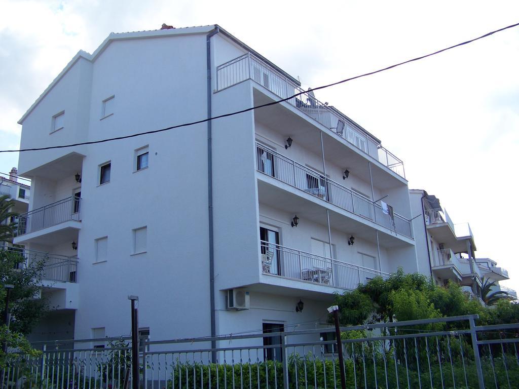 Apartments Vinka Podstrana Buitenkant foto
